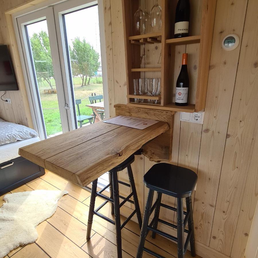 Tiny House Villa Neusiedl an der Zaya ภายนอก รูปภาพ