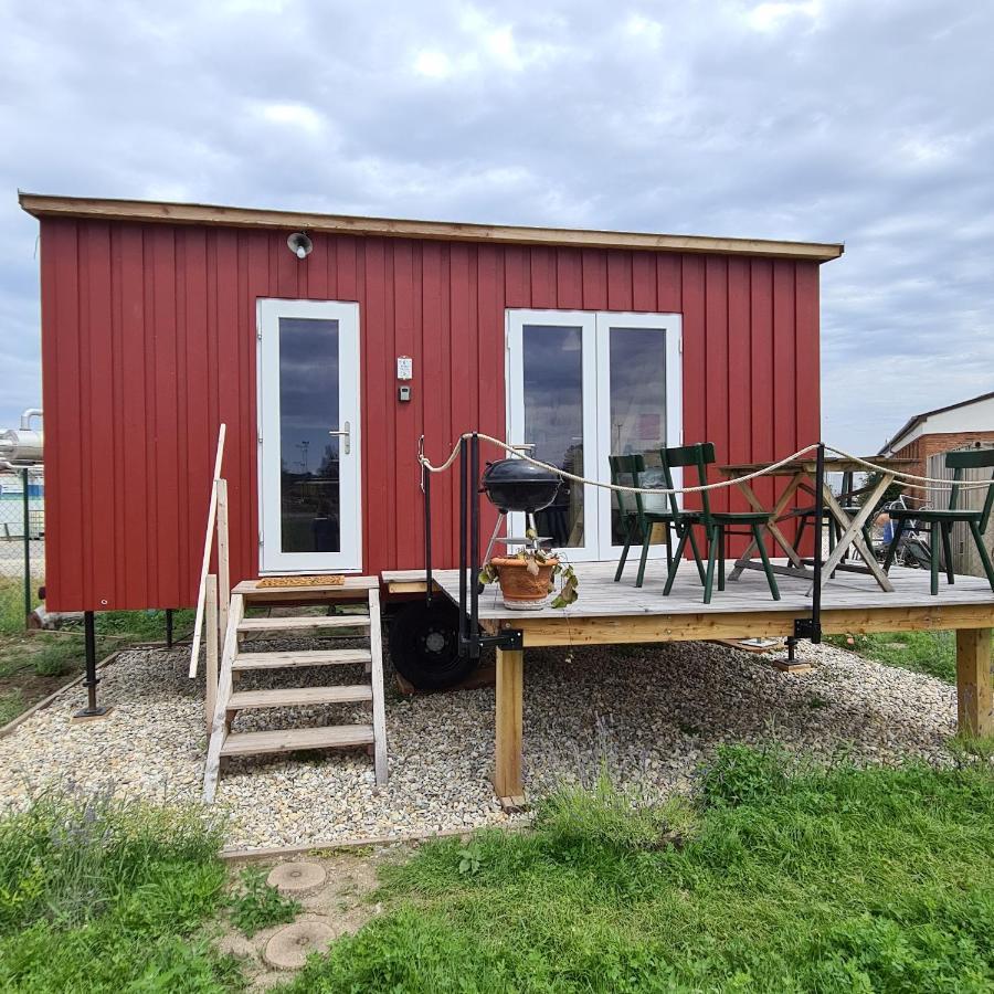 Tiny House Villa Neusiedl an der Zaya ภายนอก รูปภาพ